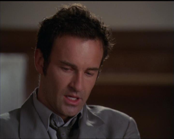 Charmed-Online-dot-511TheImportanceOfBeingPhoebe1016.jpg