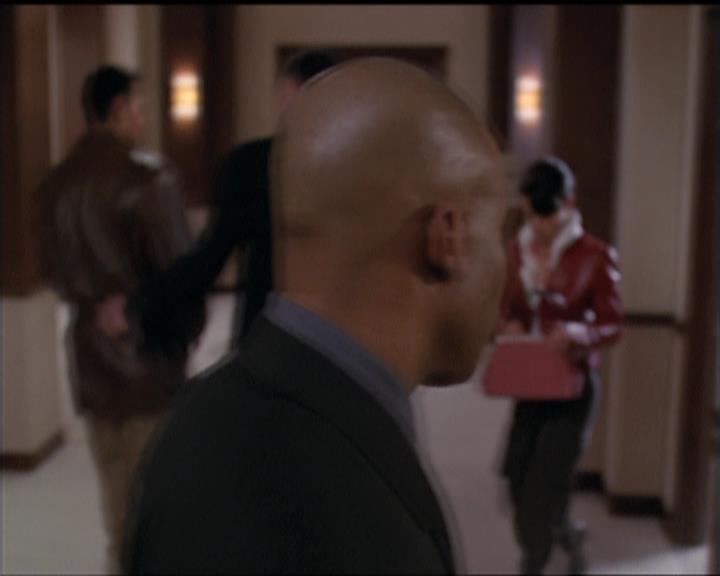 Charmed-Online-dot-511TheImportanceOfBeingPhoebe1031.jpg