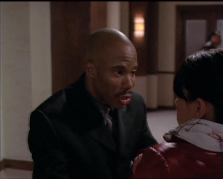 Charmed-Online-dot-511TheImportanceOfBeingPhoebe1036.jpg