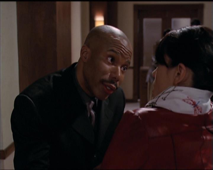 Charmed-Online-dot-511TheImportanceOfBeingPhoebe1044.jpg