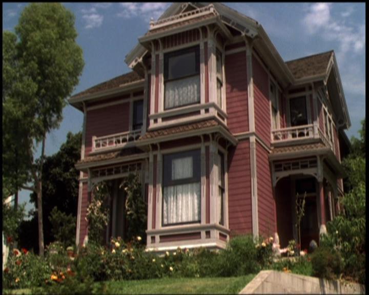 Charmed-Online-dot-511TheImportanceOfBeingPhoebe1051.jpg Charmed-Online-dot-511TheImportanceOfBeingPhoebe1051.jpg