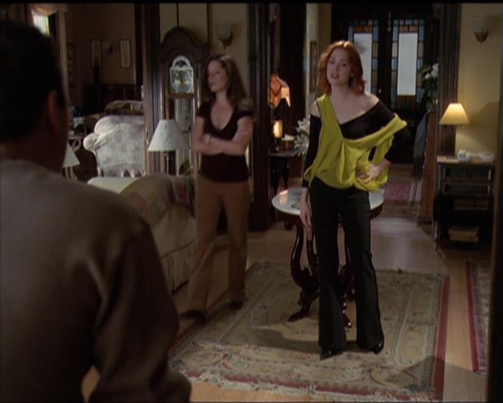 Charmed-Online-dot-511TheImportanceOfBeingPhoebe1077.jpg
