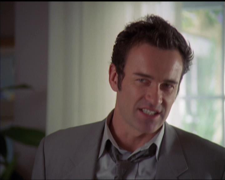 Charmed-Online-dot-511TheImportanceOfBeingPhoebe1183.jpg