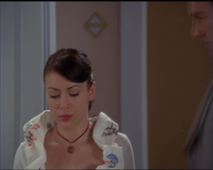 Charmed-Online-dot-511TheImportanceOfBeingPhoebe1204.jpg