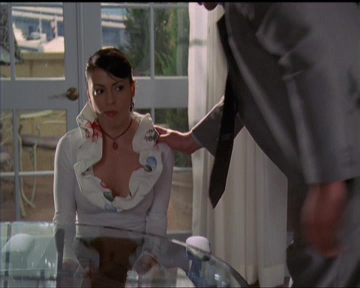 Charmed-Online-dot-511TheImportanceOfBeingPhoebe1226.jpg Charmed-Online-dot-511TheImportanceOfBeingPhoebe1226.jpg