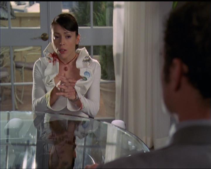 Charmed-Online-dot-511TheImportanceOfBeingPhoebe1233.jpg