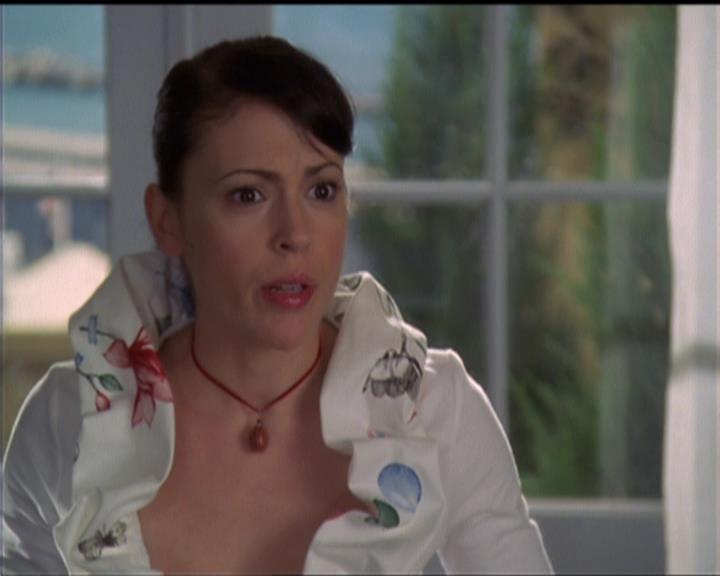 Charmed-Online-dot-511TheImportanceOfBeingPhoebe1286.jpg
