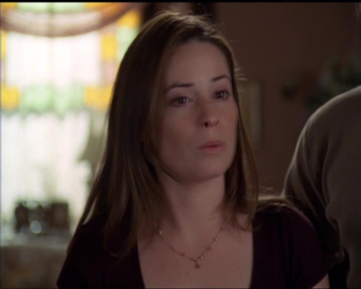 Charmed-Online-dot-511TheImportanceOfBeingPhoebe1451.jpg