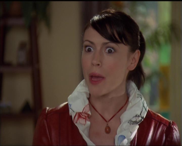 Charmed-Online-dot-511TheImportanceOfBeingPhoebe1467.jpg