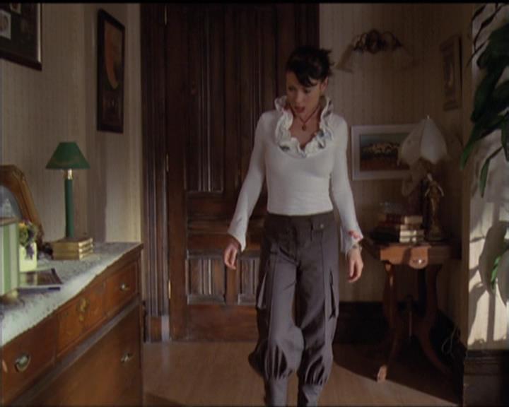 Charmed-Online-dot-511TheImportanceOfBeingPhoebe1615.jpg