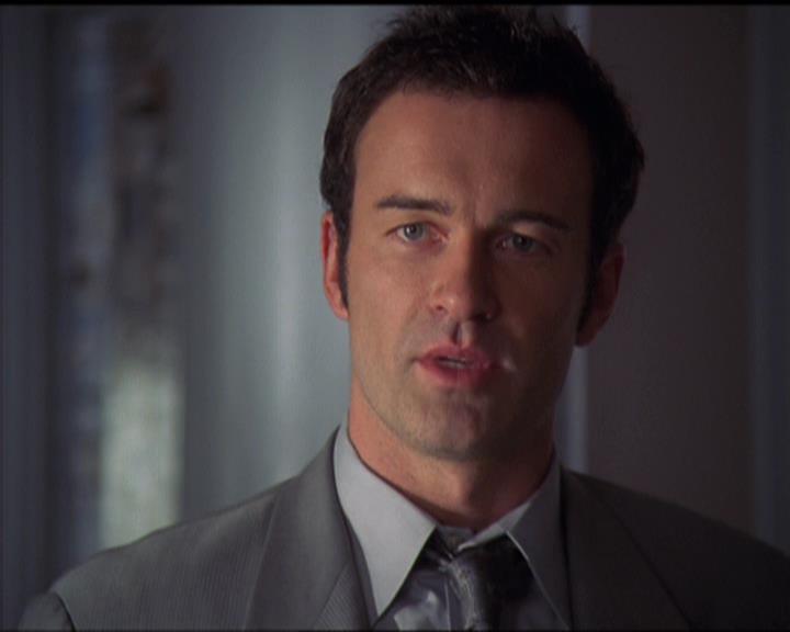 Charmed-Online-dot-511TheImportanceOfBeingPhoebe1648.jpg