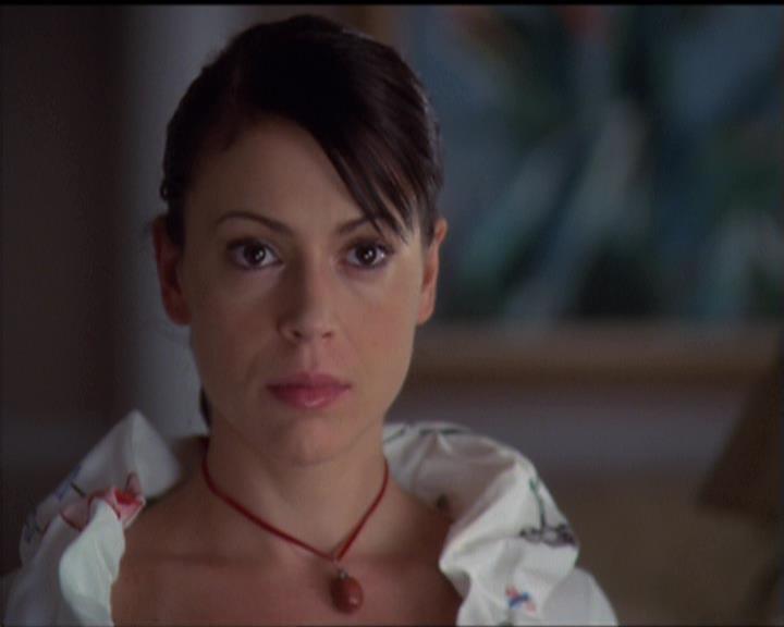 Charmed-Online-dot-511TheImportanceOfBeingPhoebe1649.jpg