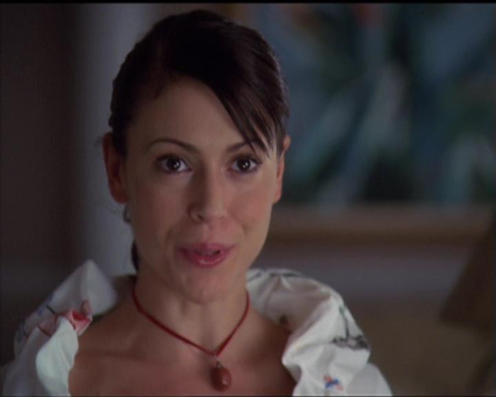 Charmed-Online-dot-511TheImportanceOfBeingPhoebe1652.jpg