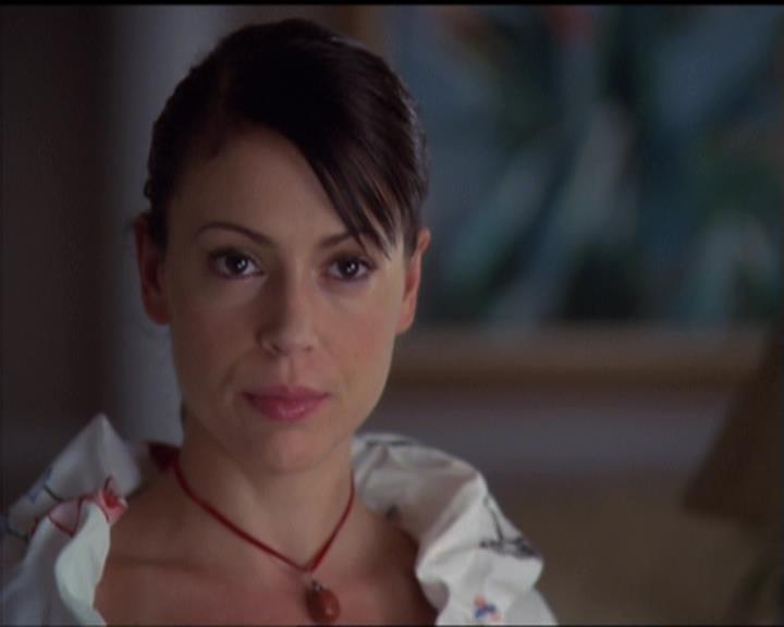 Charmed-Online-dot-511TheImportanceOfBeingPhoebe1671.jpg