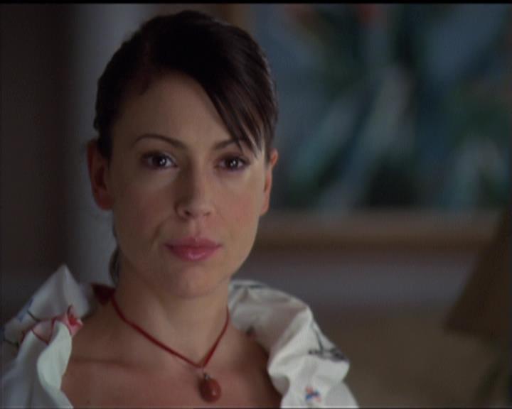 Charmed-Online-dot-511TheImportanceOfBeingPhoebe1682.jpg
