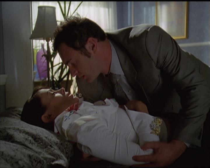 Charmed-Online-dot-511TheImportanceOfBeingPhoebe1712.jpg
