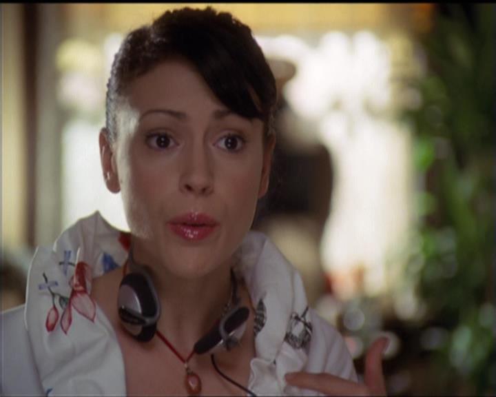 Charmed-Online-dot-511TheImportanceOfBeingPhoebe1735.jpg