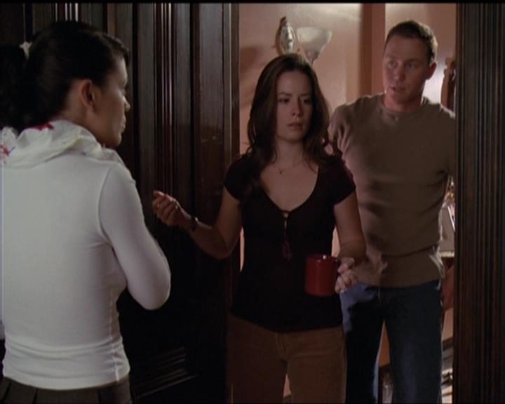 Charmed-Online-dot-511TheImportanceOfBeingPhoebe1741.jpg