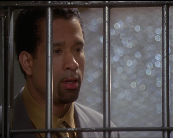 Charmed-Online-dot-511TheImportanceOfBeingPhoebe1778.jpg