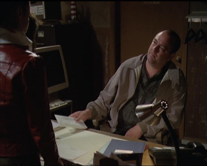 Charmed-Online-dot-511TheImportanceOfBeingPhoebe1852.jpg