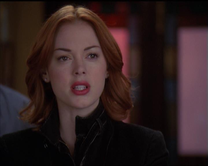 Charmed-Online-dot-511TheImportanceOfBeingPhoebe1923.jpg