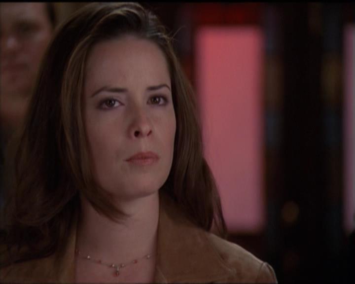 Charmed-Online-dot-511TheImportanceOfBeingPhoebe1925.jpg