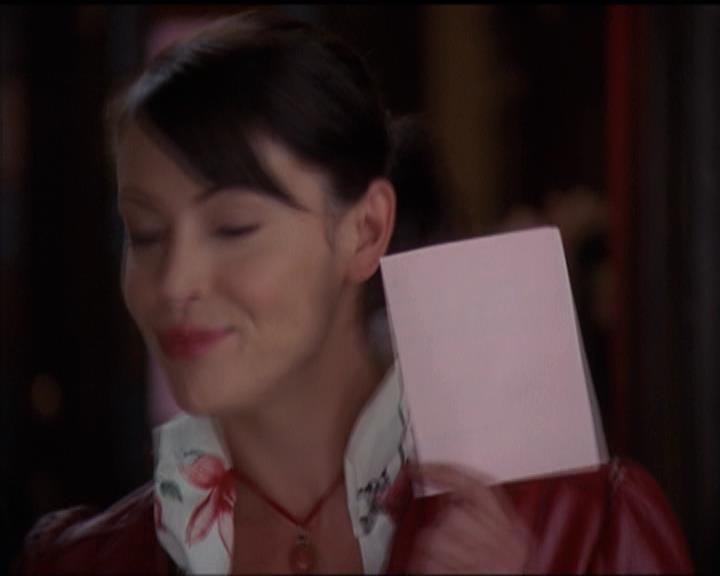 Charmed-Online-dot-511TheImportanceOfBeingPhoebe1930.jpg