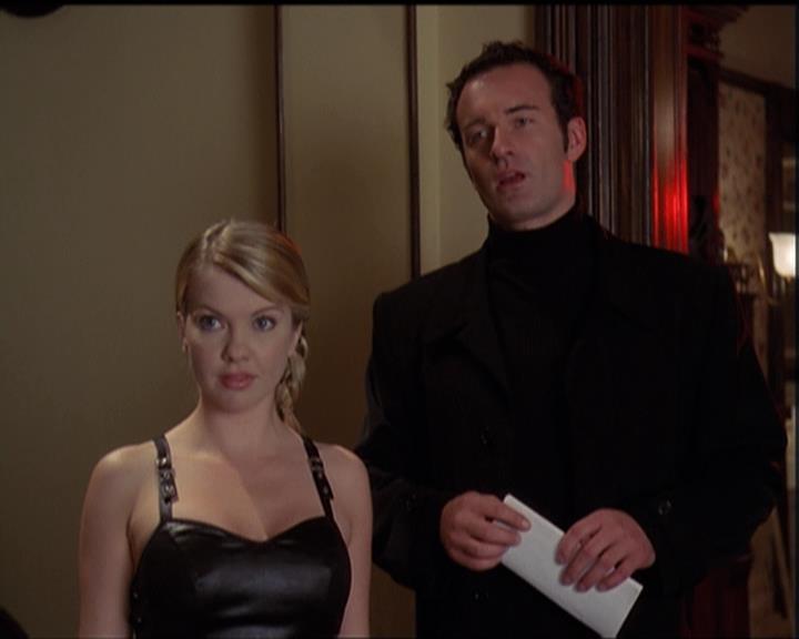 Charmed-Online-dot-511TheImportanceOfBeingPhoebe1940.jpg