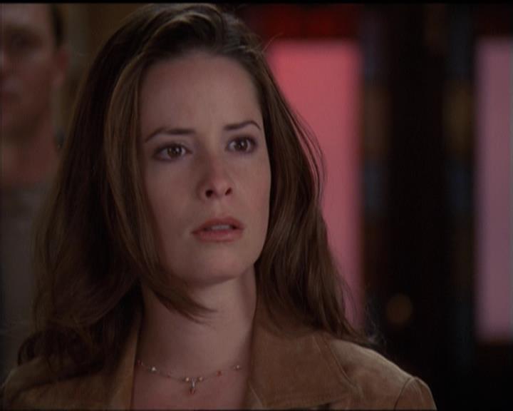 Charmed-Online-dot-511TheImportanceOfBeingPhoebe1943.jpg