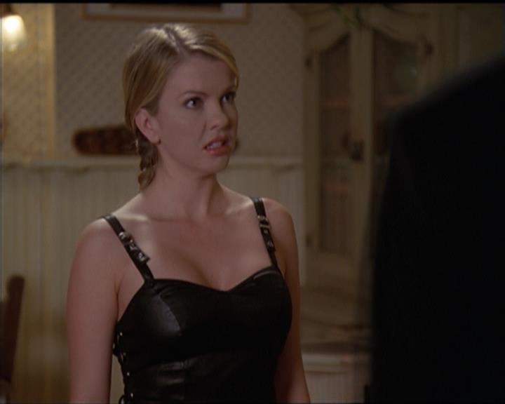 Charmed-Online-dot-511TheImportanceOfBeingPhoebe1965.jpg