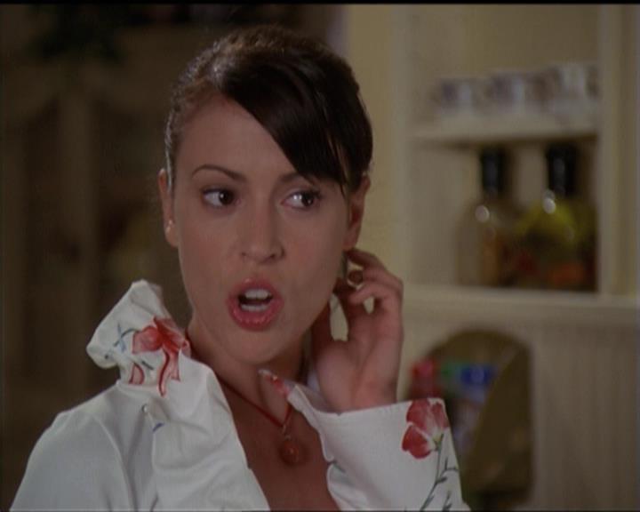 Charmed-Online-dot-511TheImportanceOfBeingPhoebe1999.jpg