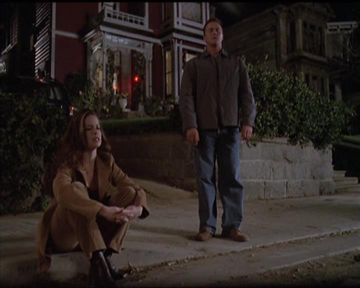 Charmed-Online-dot-511TheImportanceOfBeingPhoebe2006.jpg