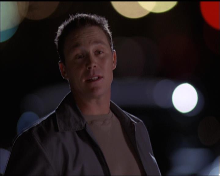 Charmed-Online-dot-511TheImportanceOfBeingPhoebe2032.jpg