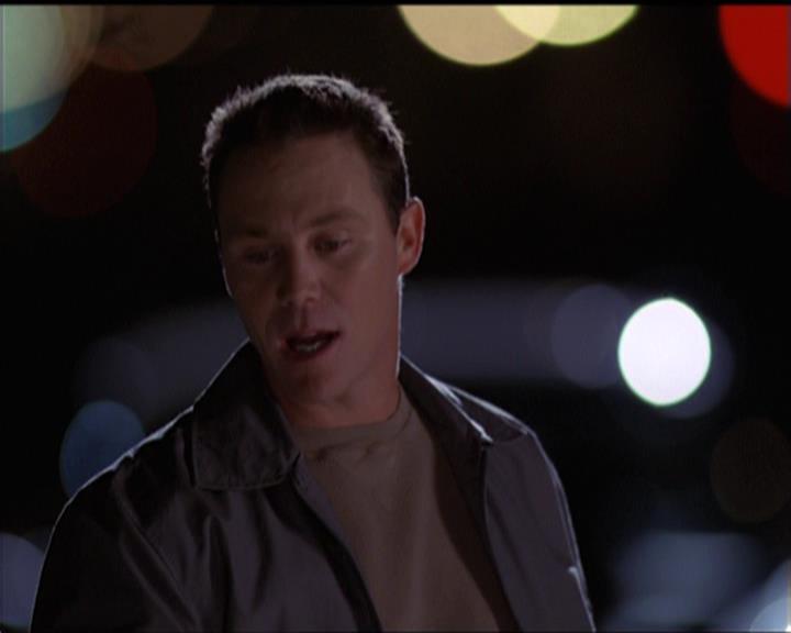 Charmed-Online-dot-511TheImportanceOfBeingPhoebe2035.jpg
