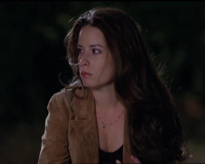 Charmed-Online-dot-511TheImportanceOfBeingPhoebe2038.jpg