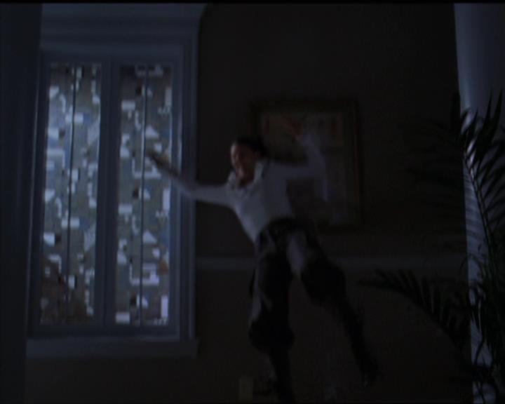 Charmed-Online-dot-511TheImportanceOfBeingPhoebe2041.jpg