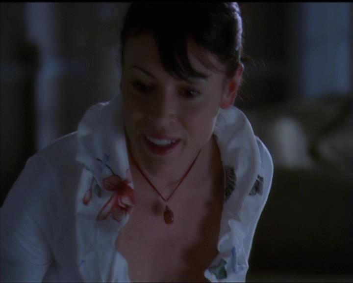Charmed-Online-dot-511TheImportanceOfBeingPhoebe2073.jpg