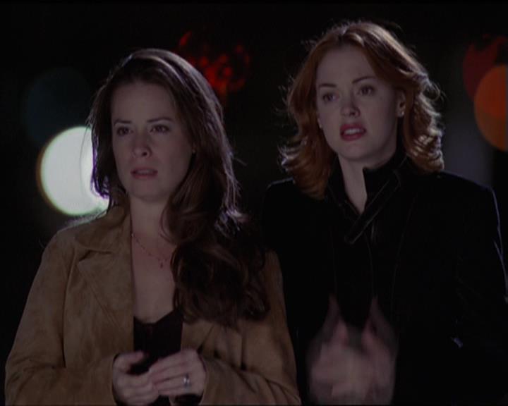 Charmed-Online-dot-511TheImportanceOfBeingPhoebe2134.jpg