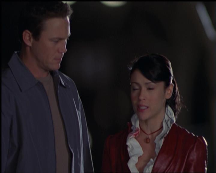 Charmed-Online-dot-511TheImportanceOfBeingPhoebe2155.jpg