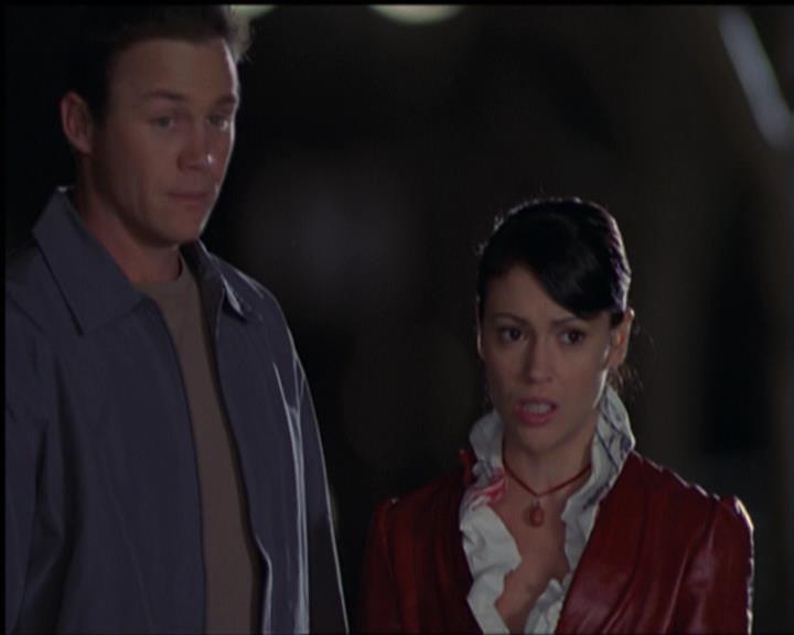 Charmed-Online-dot-511TheImportanceOfBeingPhoebe2156.jpg