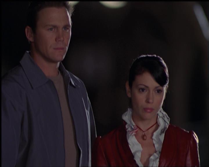 Charmed-Online-dot-511TheImportanceOfBeingPhoebe2185.jpg