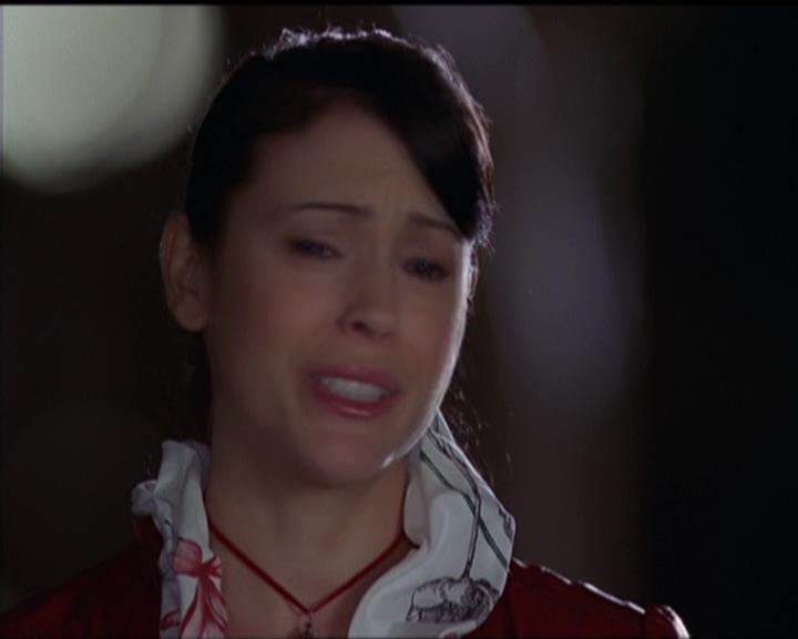 Charmed-Online-dot-511TheImportanceOfBeingPhoebe2210.jpg