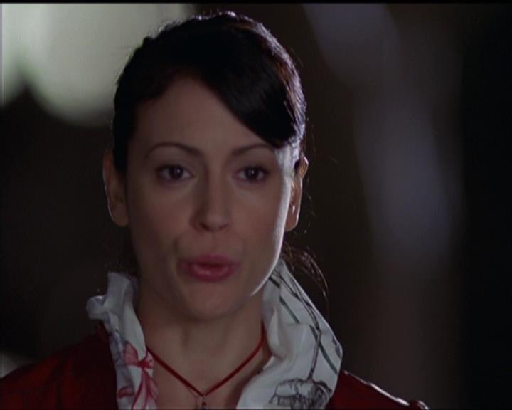 Charmed-Online-dot-511TheImportanceOfBeingPhoebe2220.jpg