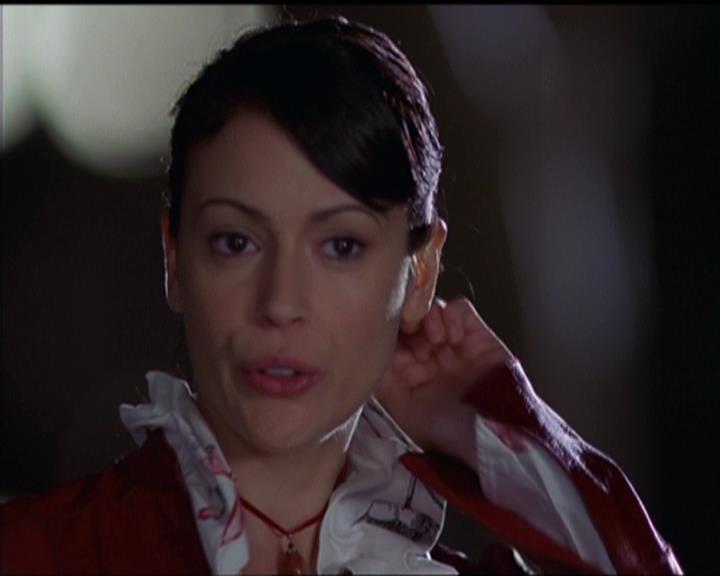 Charmed-Online-dot-511TheImportanceOfBeingPhoebe2221.jpg