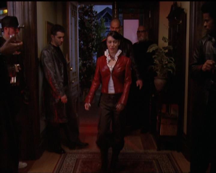 Charmed-Online-dot-511TheImportanceOfBeingPhoebe2248.jpg