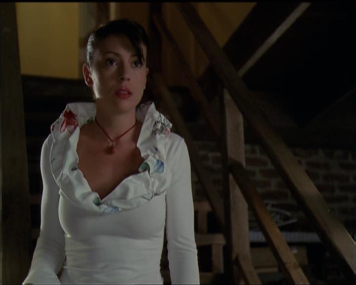 Charmed-Online-dot-511TheImportanceOfBeingPhoebe2352.jpg