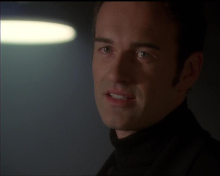 Charmed-Online-dot-511TheImportanceOfBeingPhoebe2380.jpg