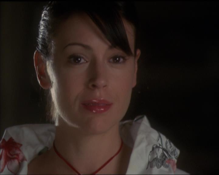 Charmed-Online-dot-511TheImportanceOfBeingPhoebe2390.jpg