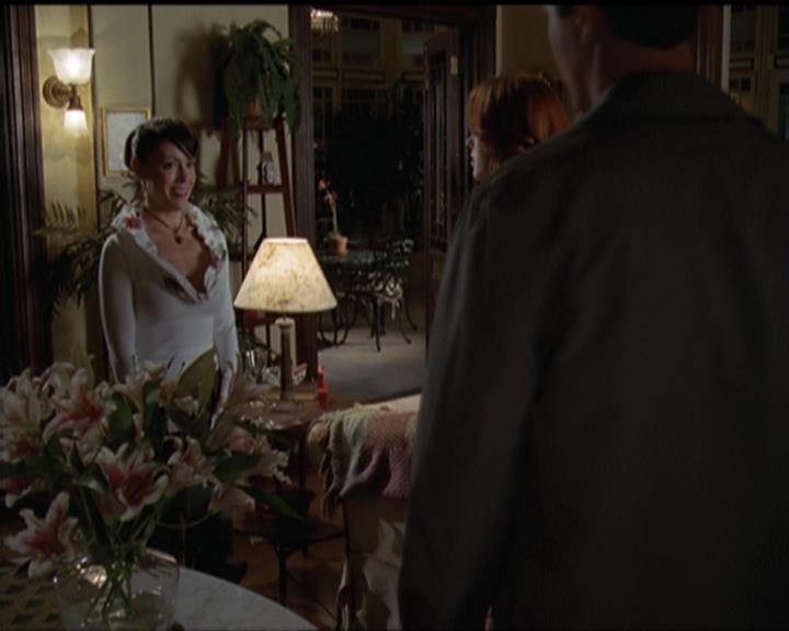 Charmed-Online-dot-511TheImportanceOfBeingPhoebe2422.jpg
