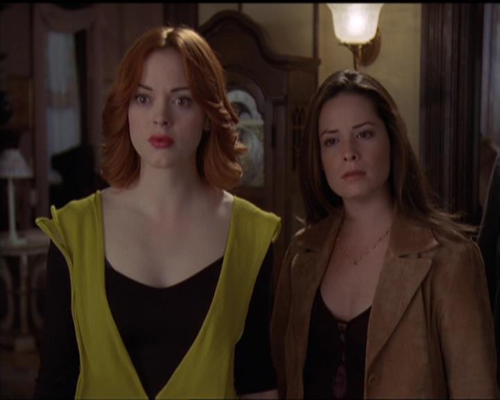Charmed-Online-dot-511TheImportanceOfBeingPhoebe2424.jpg